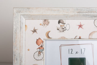 Cornice in legno bianco shabby 13x18 con passepartout in tessuto - Ranin Cornici